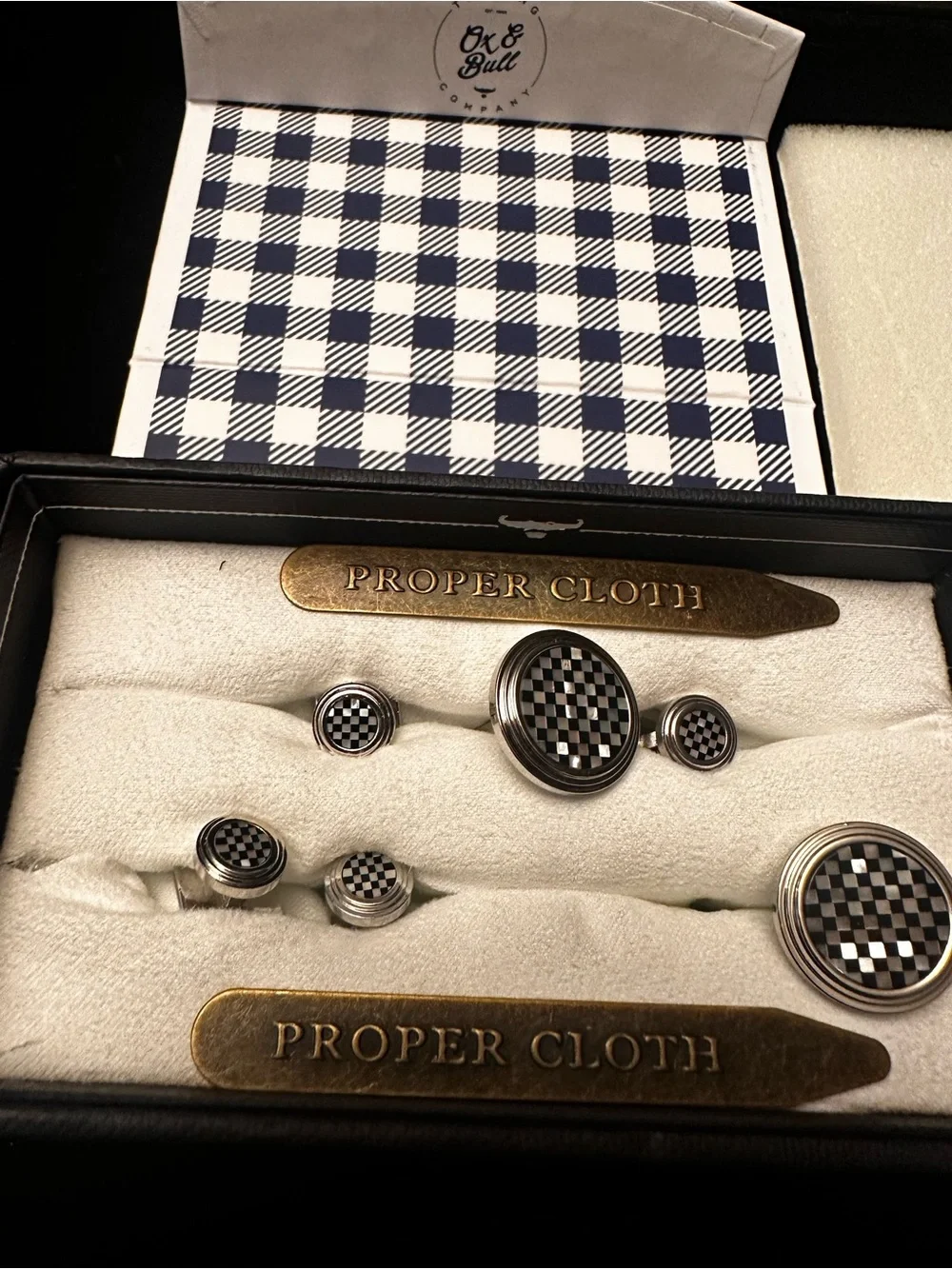Proper Cloth accessory set NEW IN BOX includes two collar matching cufflinks